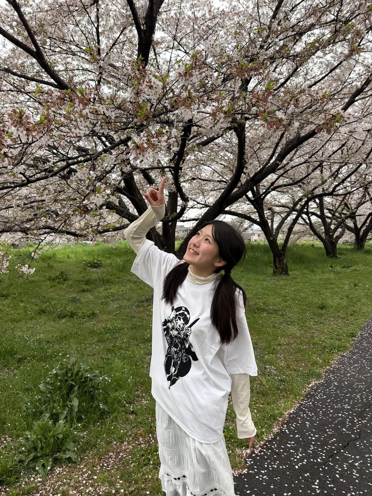 コクさんありがとう(>ᴗ<)@NOKOKU のTシャツめっちゃ可愛い！！樱花oo