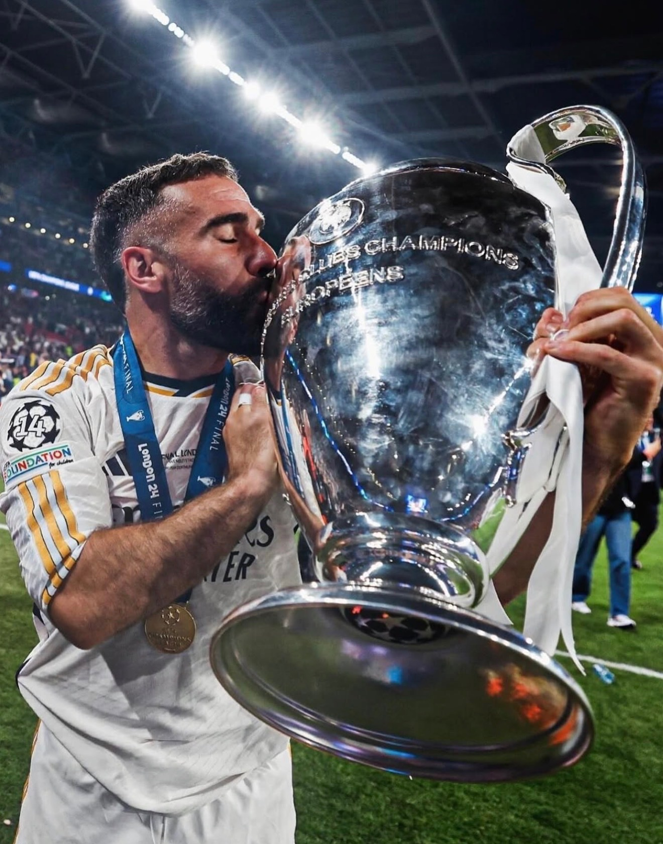 皇家马德里必须尽快就卡瓦哈尔的未来做出决定。目前外界对他是否会留在俱乐部仍存有疑