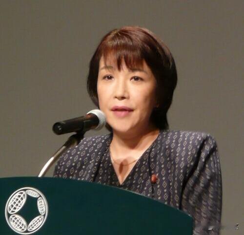 小日子一次性得罪周边四国，也是没谁了。结果干爹还不给她撑腰了。
近期，高市早苗一