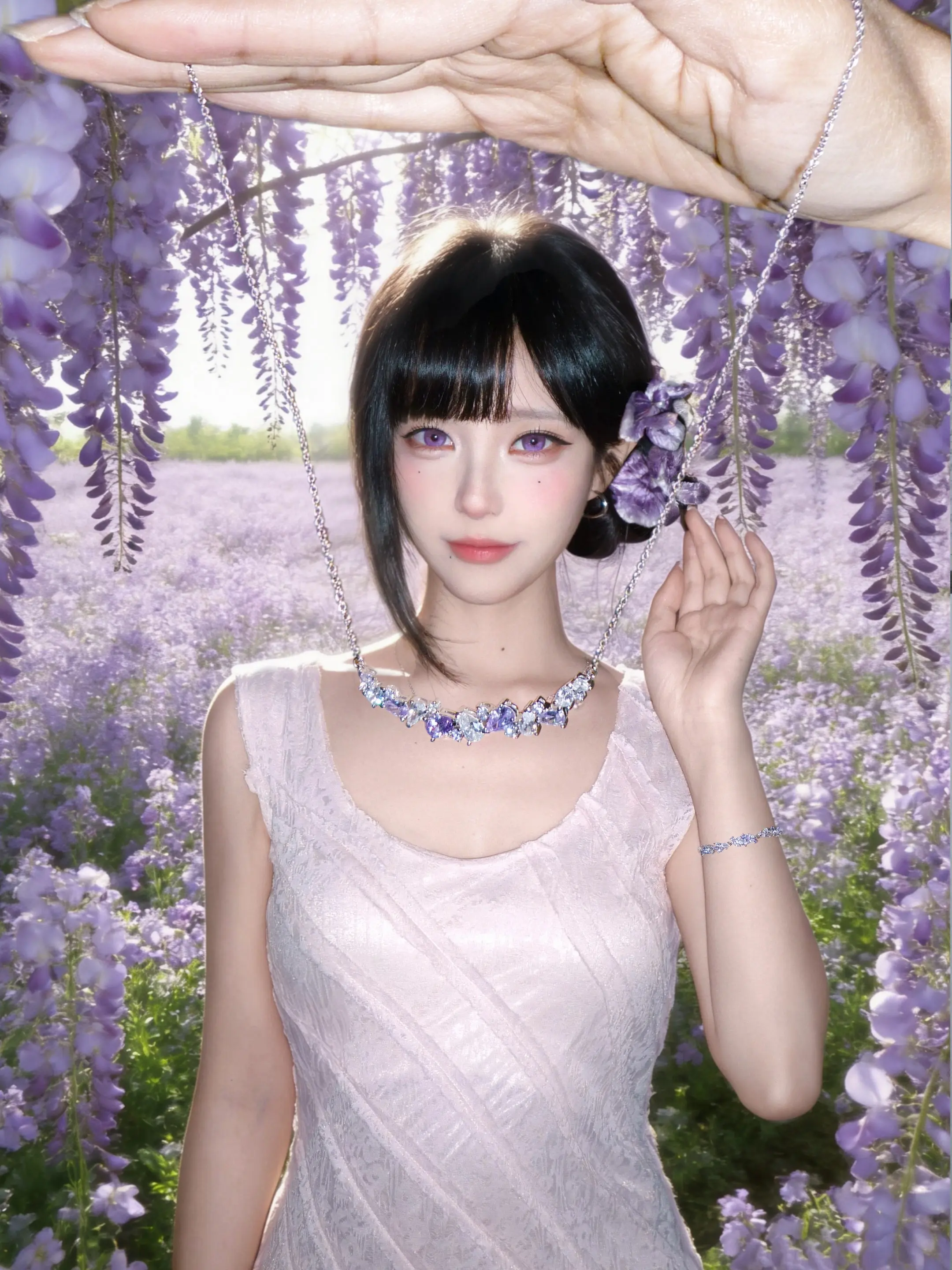 紫藤花的花语是：执着的爱 深深的等待