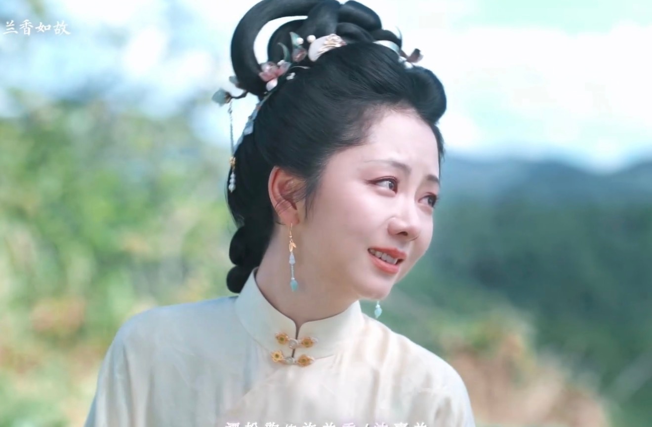 谭松韵[超话]谭松韵这个哭腔苦笑谭松韵这段哭戏太痛了谭松韵太会演这种隐忍的痛，沈