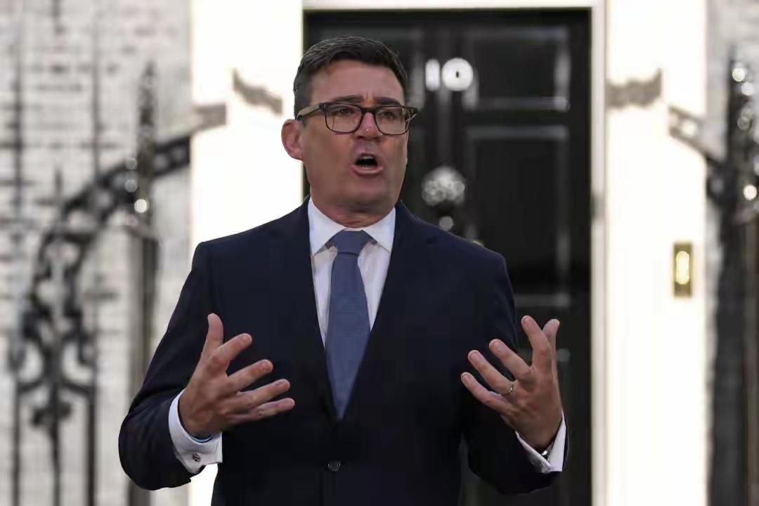 ✨英钢事件将成为中英贸易战的导火索✨

✦ 英国新首相伯纳姆上台，第一个挑战就是