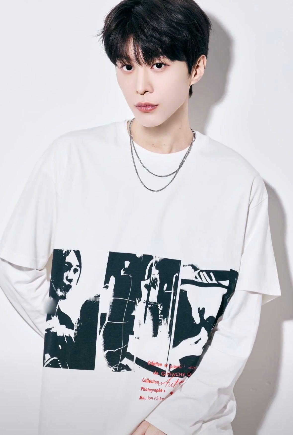 跑男团发图集体被夹 点开跑男团微博一看，全是被夹的图。心疼还没一秒，发现上当了。