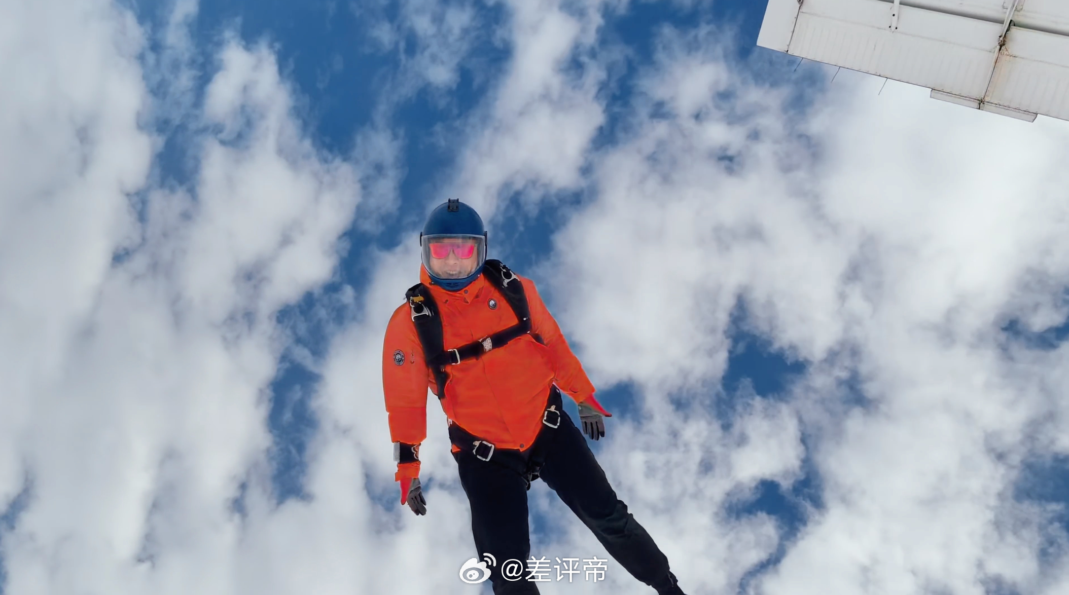 华为MateX7影像实力有多强以前总觉得折叠机影像只是凑数，直到看了华为Mate