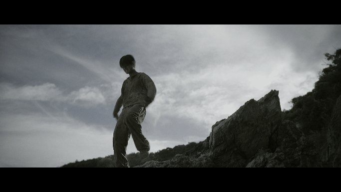 陈若轩内娱少见的废土风导演 为陈若轩的废土风作品打call，镜头画面震撼人心，看