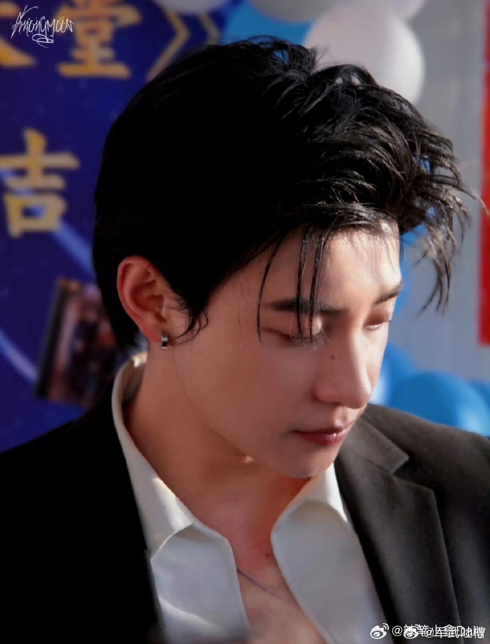 马小宇镜头签这应该是00后们都喜欢的长相吧，我要是能这么帅就好了