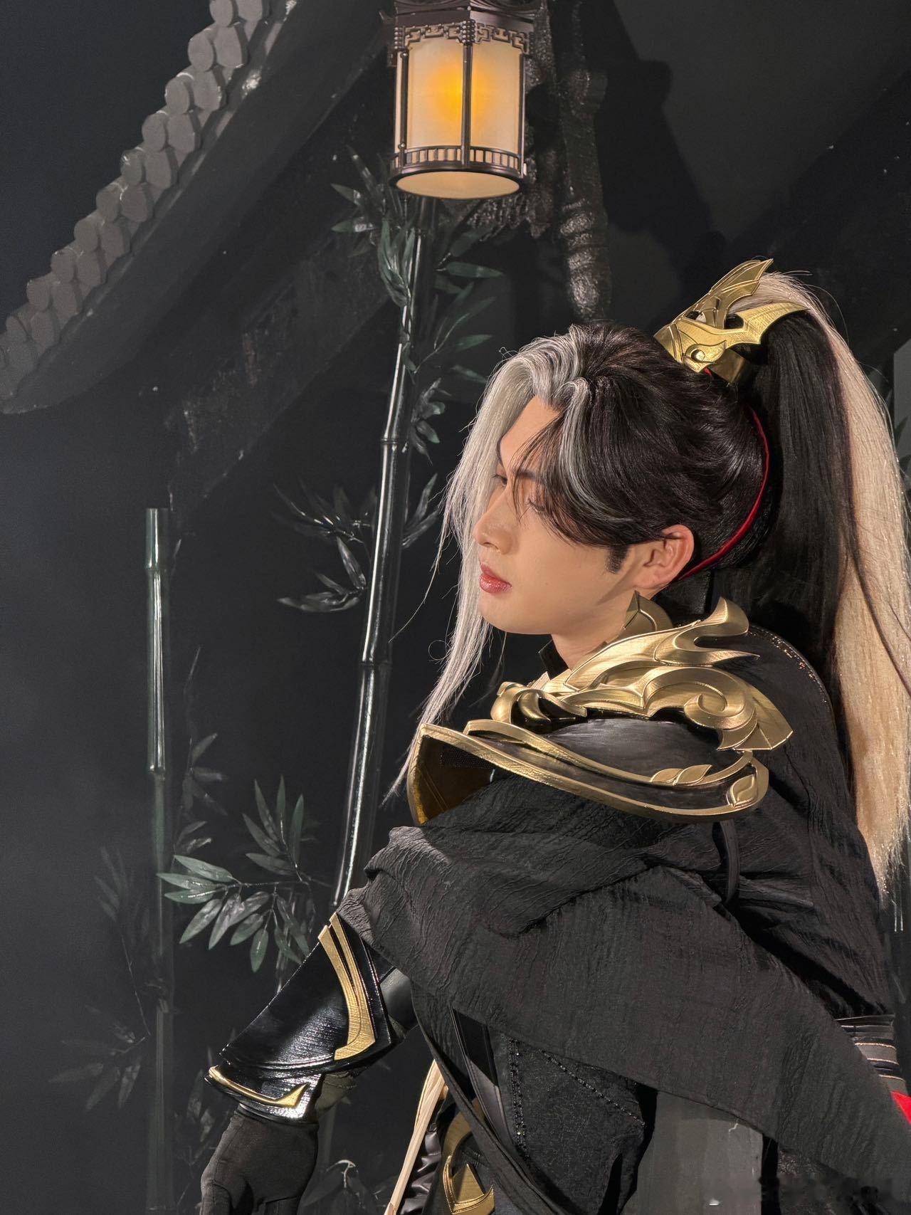 张彬彬的古装挑染夯爆了张彬彬 KO十年后还是颜霸 的挑染造型直接杀疯了！谁能拒绝