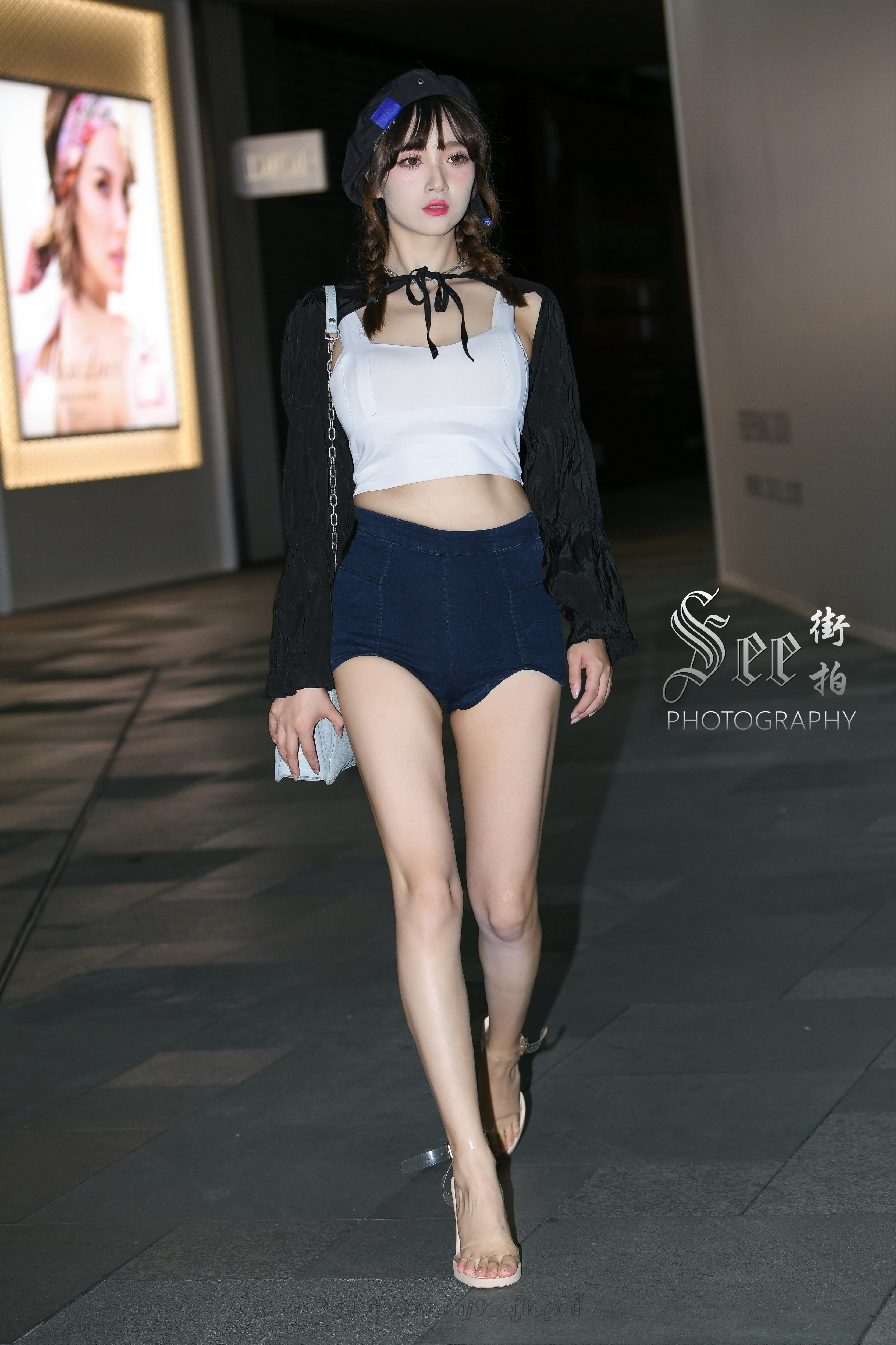 高挑甜美气质~~ ​​​