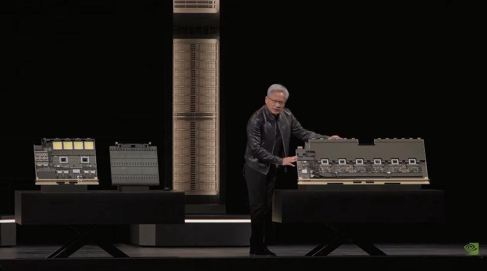 【 5分钟速览黄仁勋GTC演讲：万亿营收、LPU、太空芯片、一键“养虾”】　　（