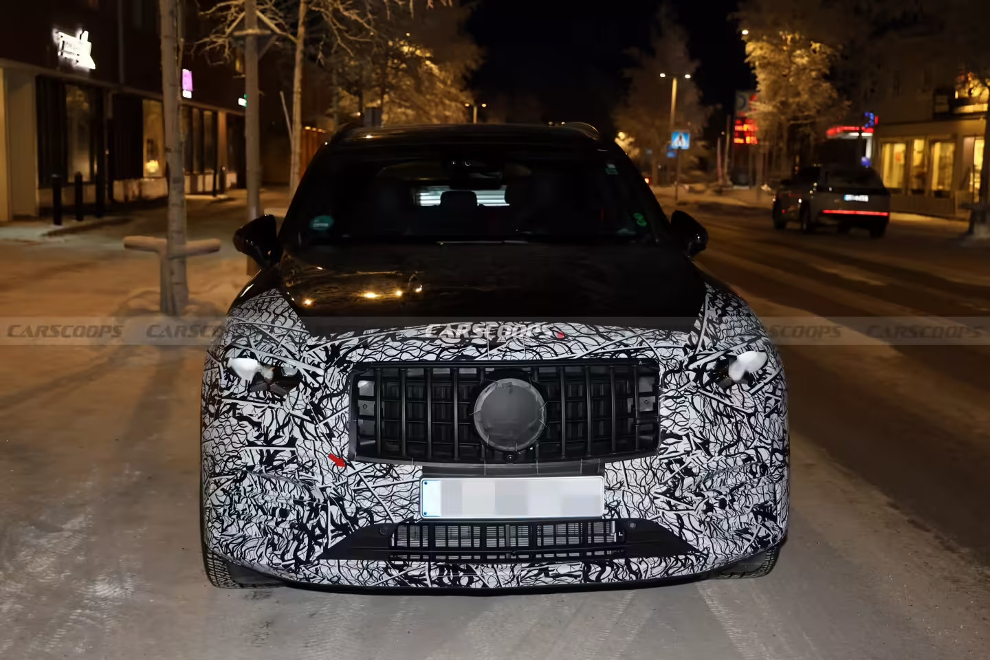 梅赛德斯-AMG GLC 43 原型车的路测图曝光后，看点还真不少。外观上最显眼