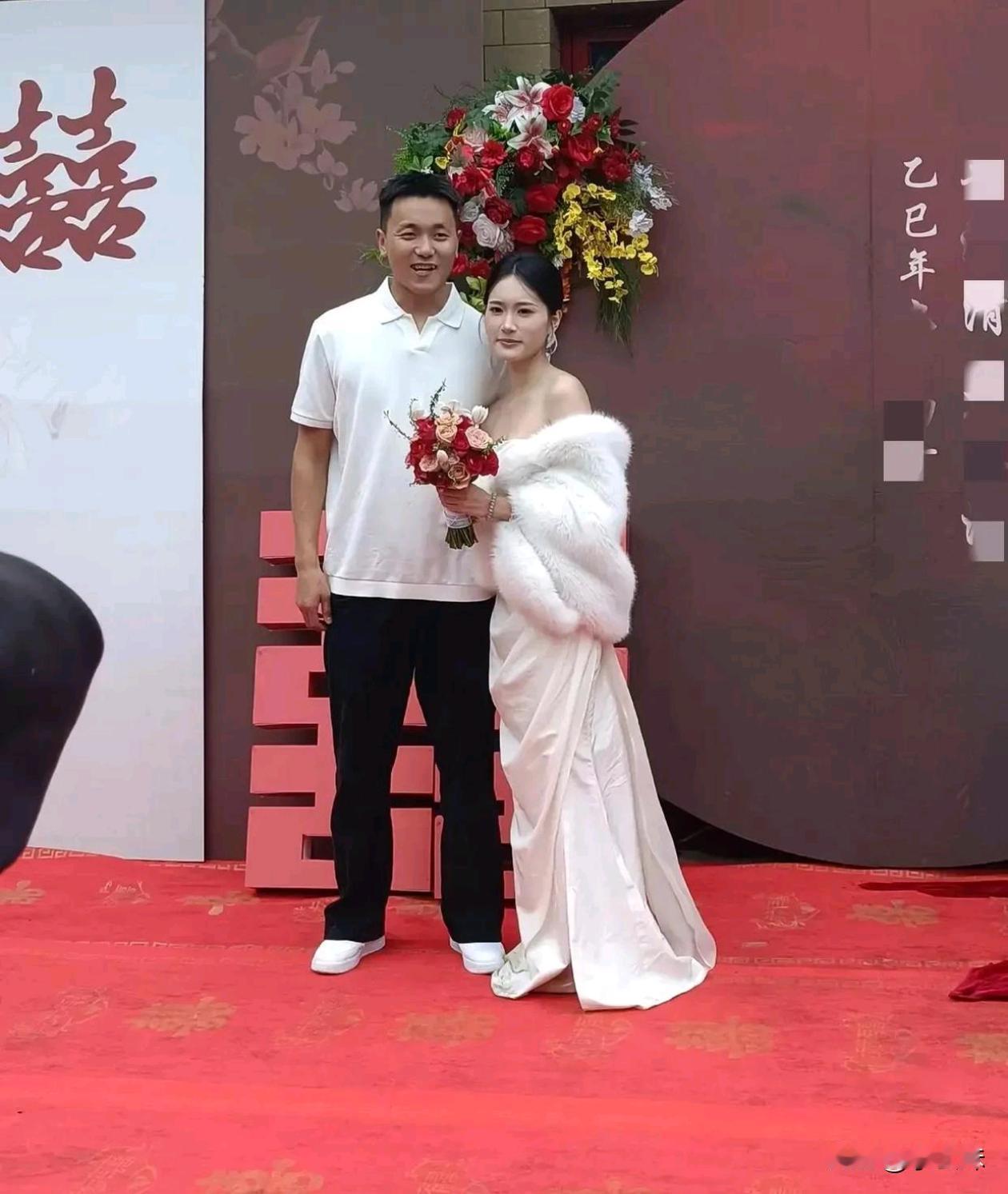 看这彩礼的数量，也不知道是哪个地区的订婚风俗！