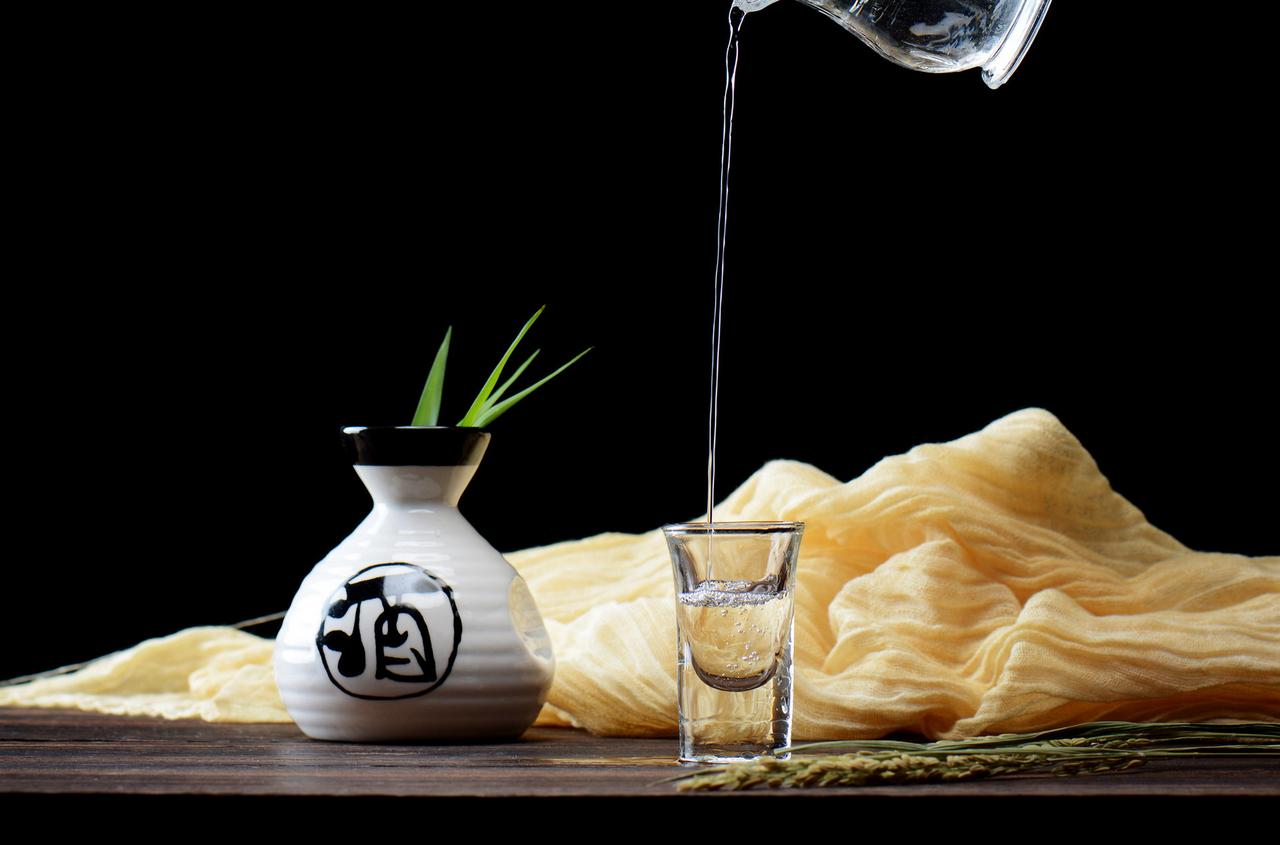 白酒立大功！医生研究发现：糖尿病喝白酒时，或有3种好处！
提到糖尿病，不少人都觉