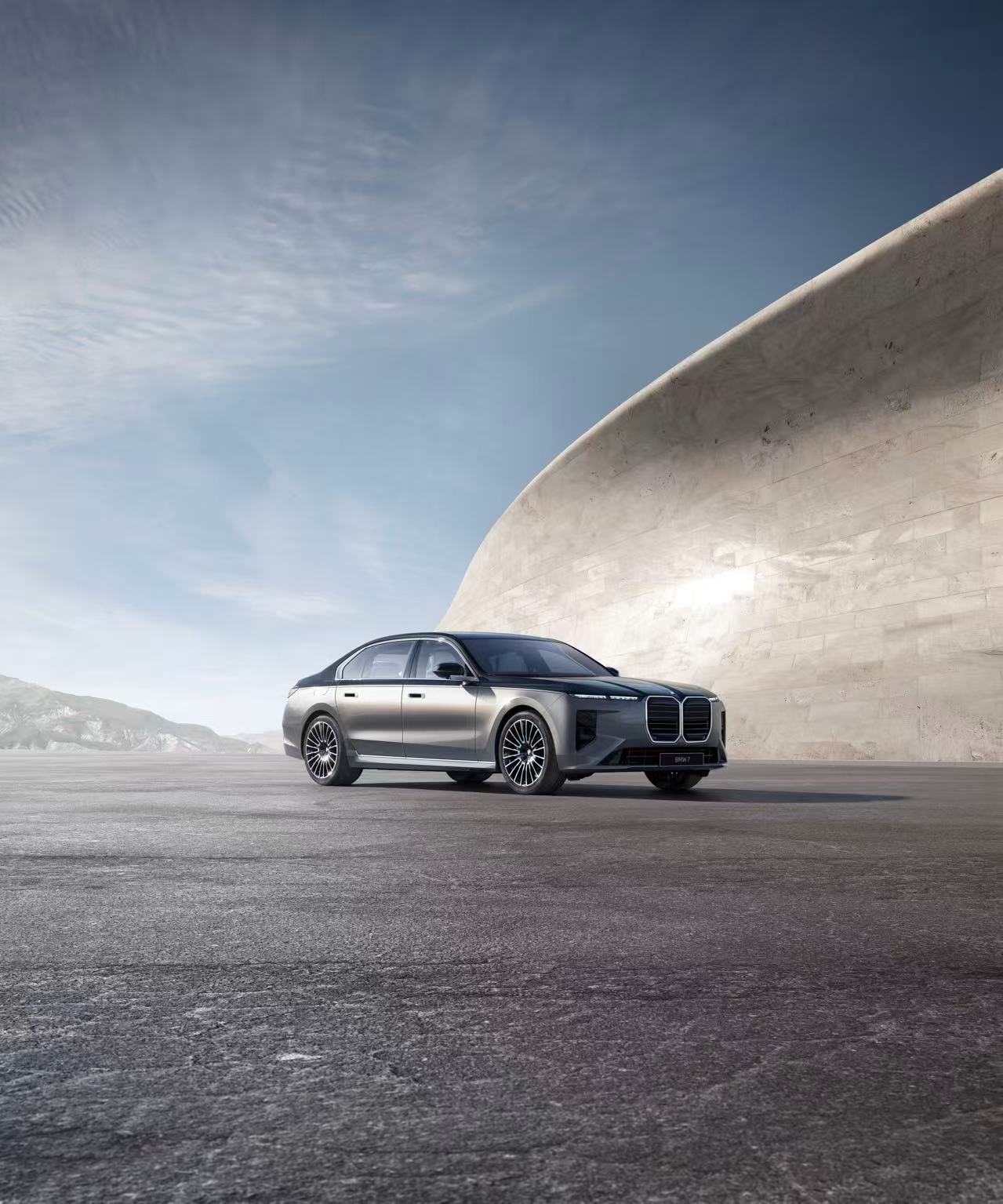 全新BMW 7重新定义旗舰豪华！超过500种个性化外观定制、双色双质感车漆、沉浸