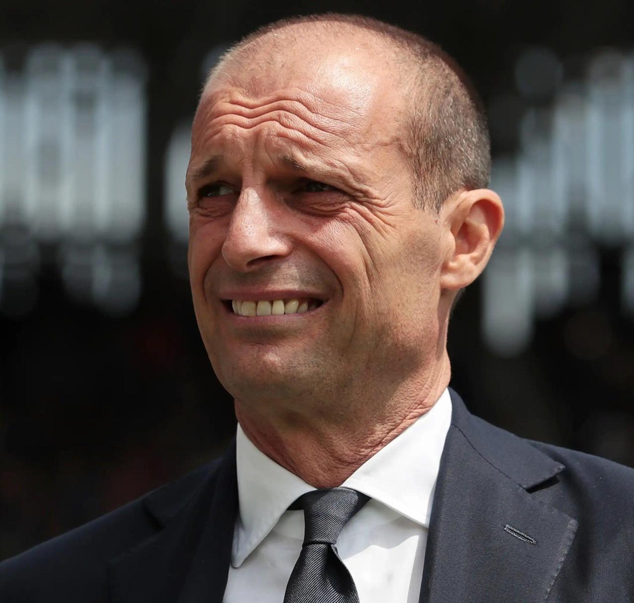 米兰主帅阿莱格里在赛后说：“我们已经不在争冠行列了！我们要的是下赛季的欧冠资格。