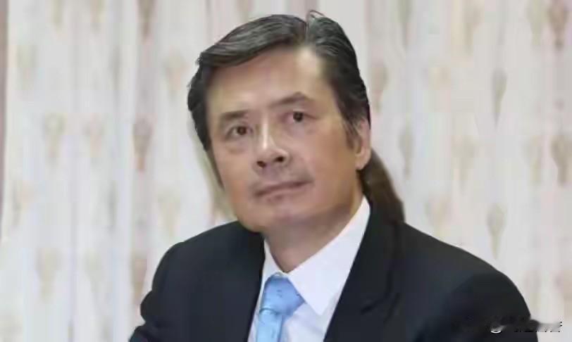 马大姐一声怒吼，金小刀再遭打脸，一刀的戏难演下去了。

金小刀这两天到处否认李德