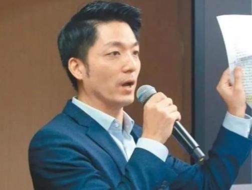 台北市长蒋万安曾撂了句狠话！他表示，如果大陆军机继续在 台海 绕飞演习，他就要停