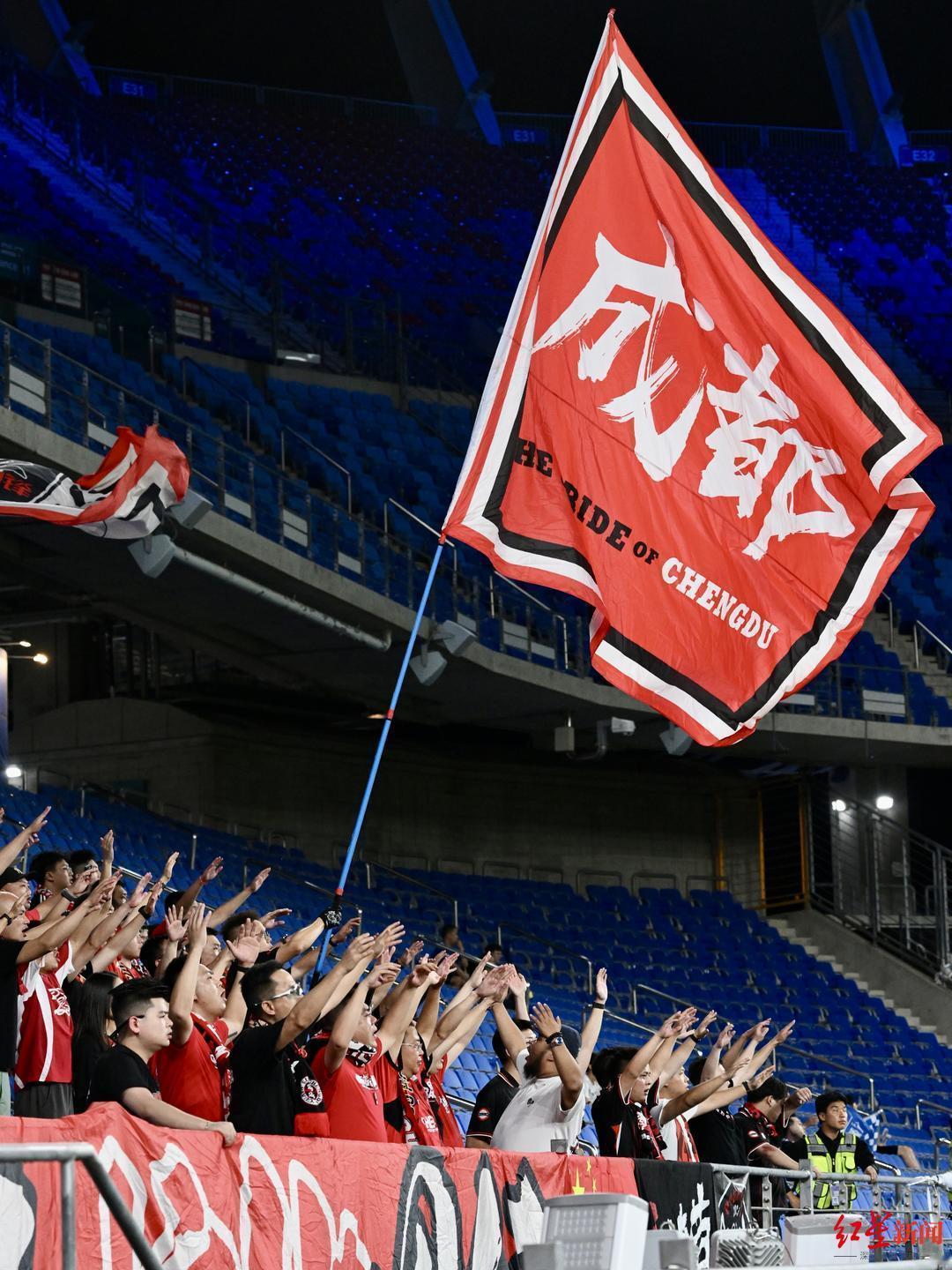 蓉城输球后，韩媒一如既往的“双标”：成都蓉城是野蛮队，韩国足球是“不可战胜”的！