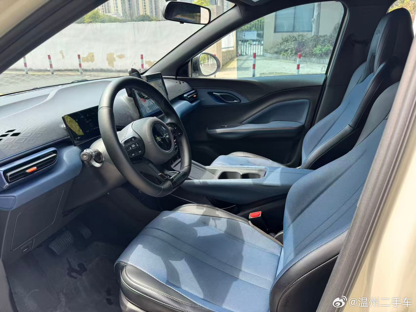 24年上牌 比亚迪海、厂家悬浮顶、铝合金轮毂、led大灯、无线充电、车况原版原漆