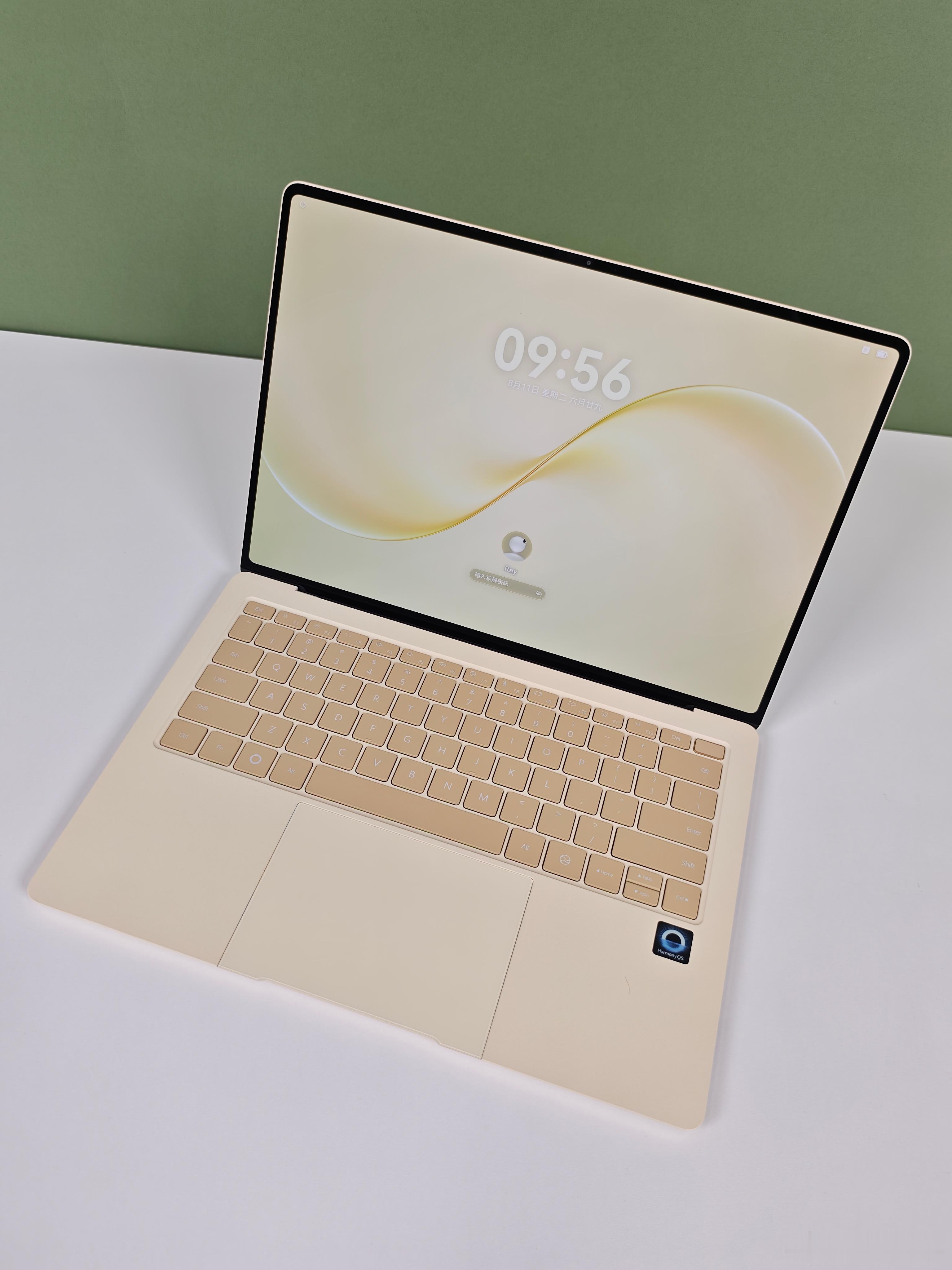 798g轻盈的华为MateBook Pro S早上到公司的随手拍随便拍都能这么好
