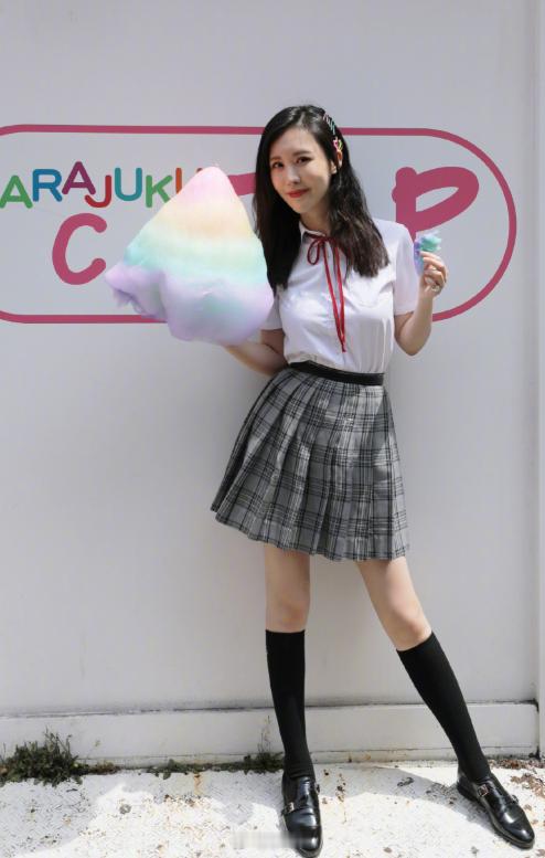 田朴珺不做完美哑妻，宁当争议女王，一路踩着质疑往上拼，鲜活不装、韧劲拉满，从舆论