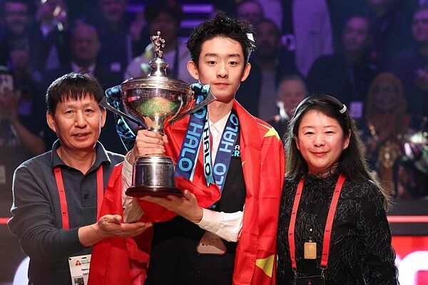 一觉醒来中国选手蝉联世锦赛冠军，不可思议，恭喜吴宜泽，也祝福中国斯诺克军团彻底崛