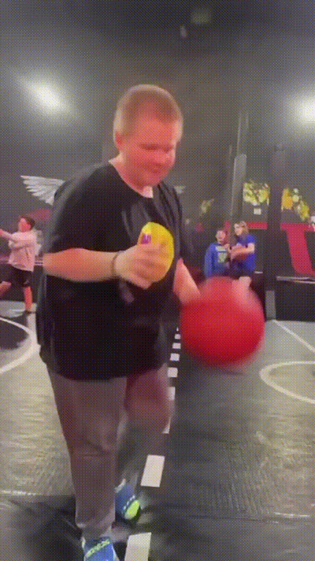 这小胖子强的可怕