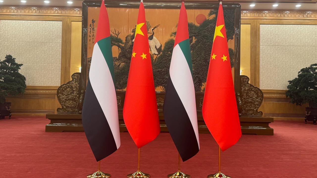 成了，阿联酋答应中国
北京时间4月14日上午，阿联酋阿布扎比王储哈立德终于见到了