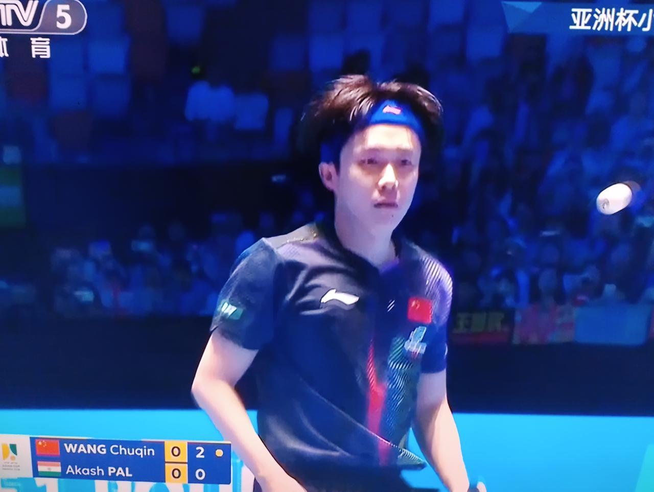 王楚钦🇨🇳新年首秀！
孙逊指导在场边坐镇！
王楚钦🇨🇳VS阿卡什·帕尔?