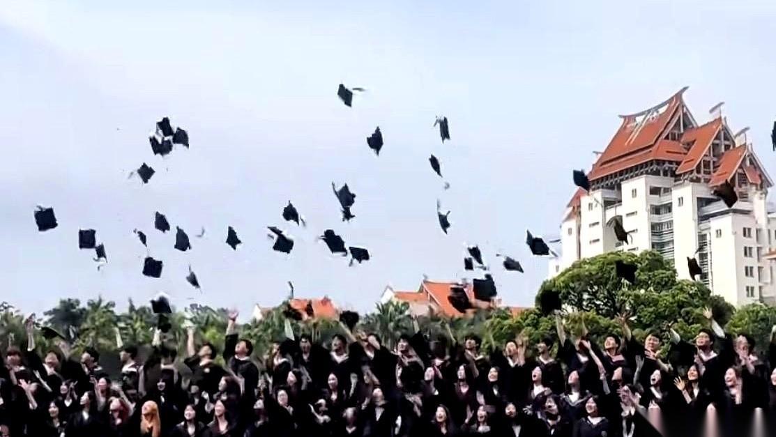 如果你家孩子高考填志愿，说要去学“殡葬”或者去管“监狱”，你是不是第一反应想打断