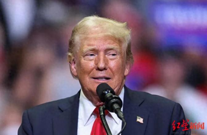 特朗普这是把马克龙当出头鸟打压，并且羞辱。他美国时间周一深夜在回答有关“法国总统