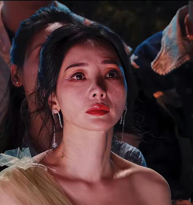 柳岩这点真的是镜头里看到的这样吗？这也太恐怖了 ​​​