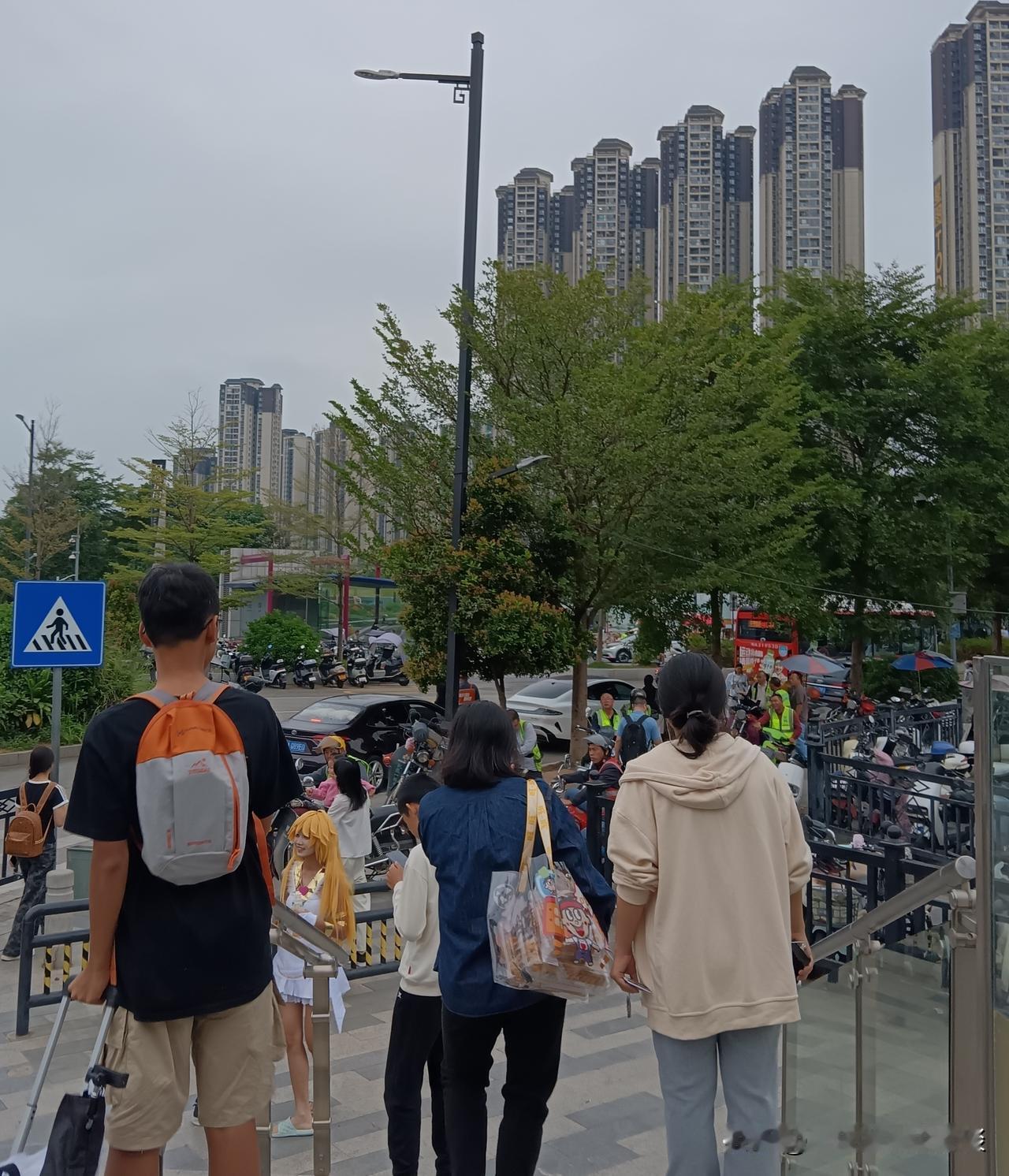 广州增城新塘竟如此繁华了！十年磨一剑！

10 年前，这新塘地区给人的印象还是脏