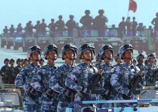 现在很多西方国家包括美国，都在思考一个问题：中国人民解放军到底能打多强，战斗力怎