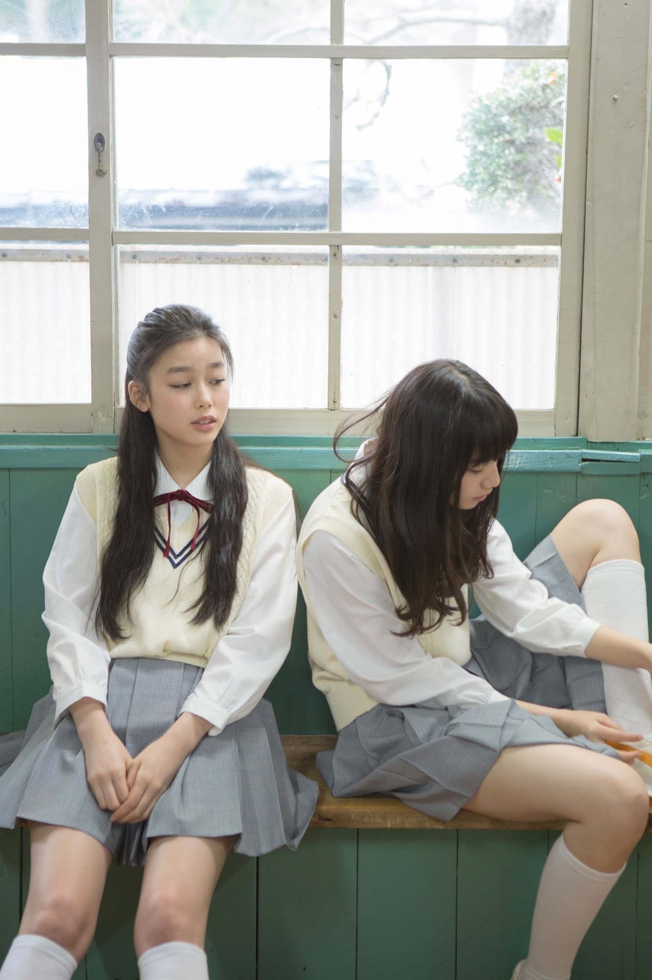 嗑颜bot 小松菜奈 吉仓葵  写真集 