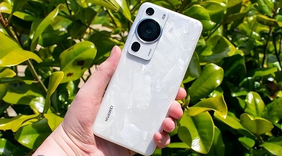 真的太扎心，有爆料说华为P70系列各方面都要碾压Mate60 Pro，国产率还要