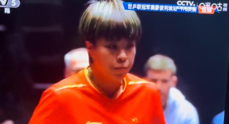 不明白高桥哭什么？是觉得能赢大迪？你只是发挥超常而大迪恰巧状态不好而已!能打到决