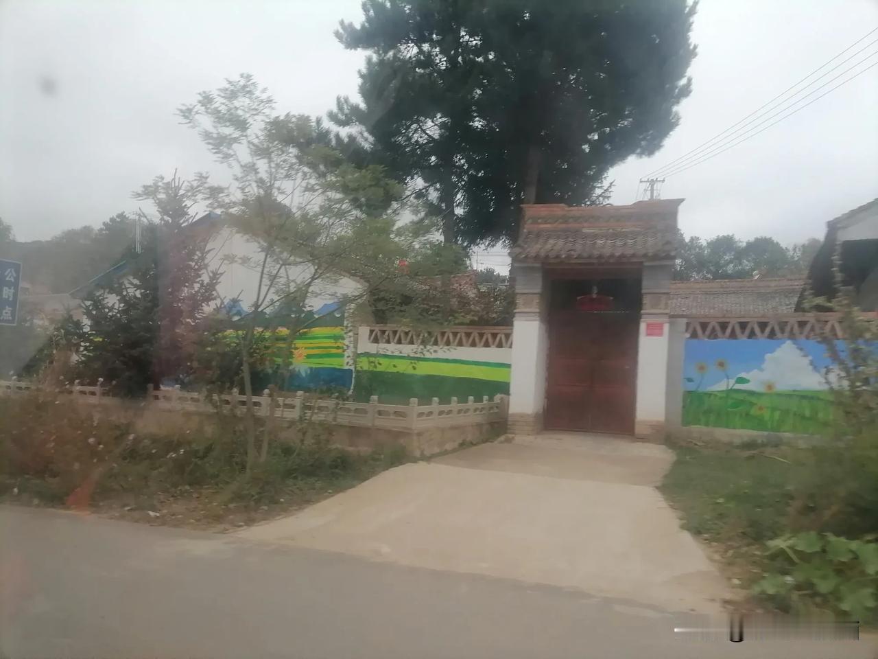 古堡村头