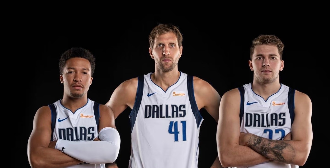 是的这不是AI，这是2018年的独行侠。马刺vs尼克斯纽约尼克斯NBA总决赛票价