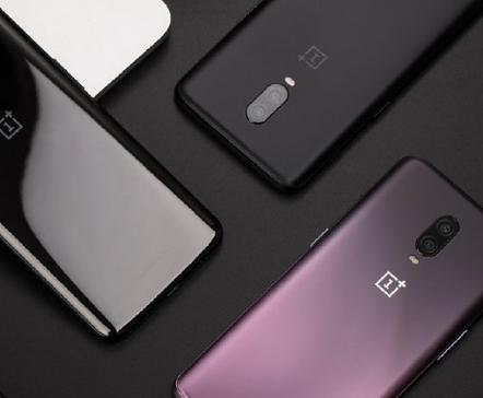 在软件方面，一加 6T 预装了 Android 9，继承了一贯轻快流畅的理念，U