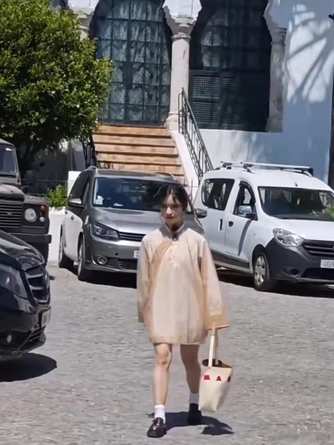 不说是sy  我还以为哪个小孩子呢 