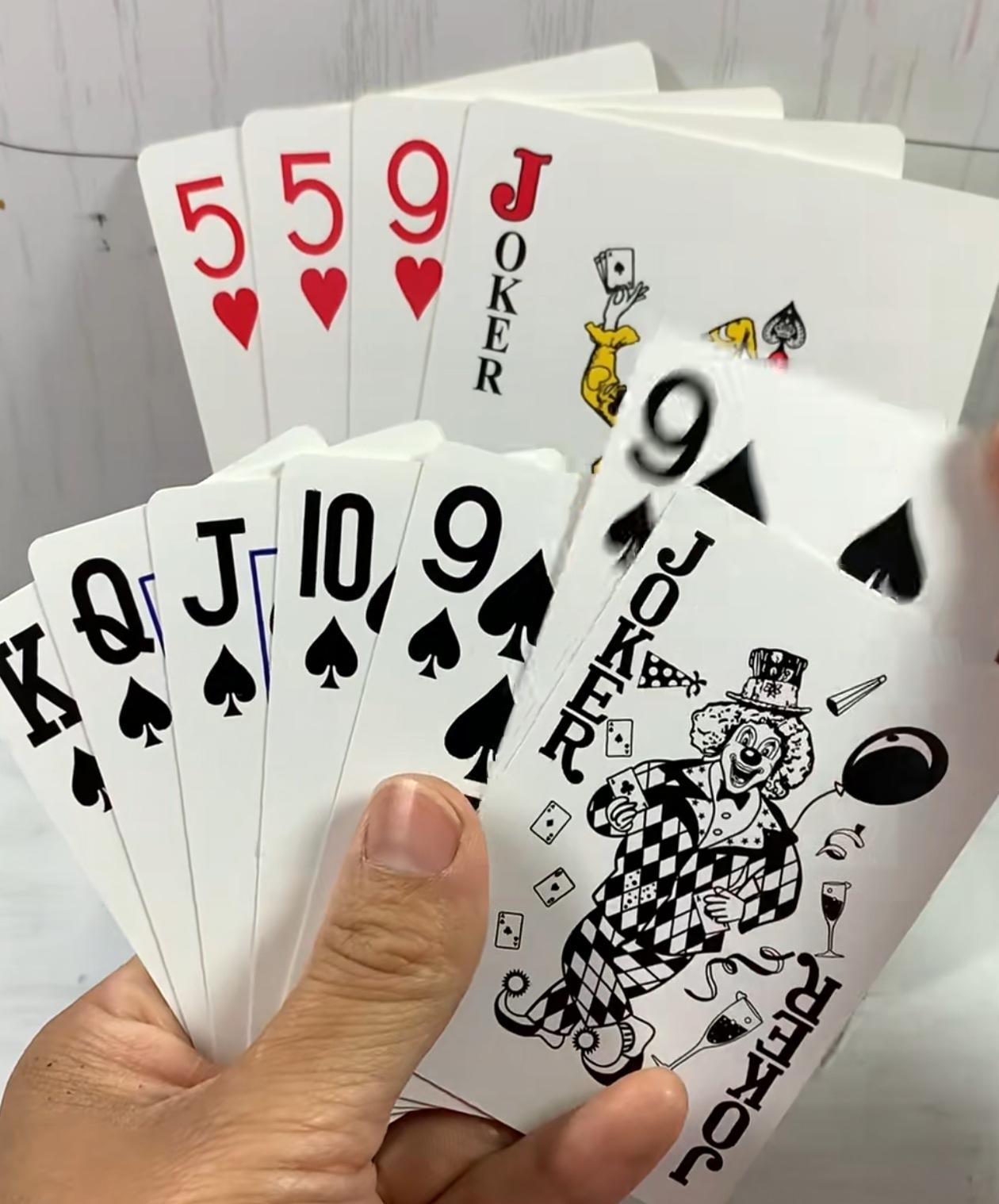 下面牌怎么出才不会输？
欢乐斗地主巧解残局。规则有连有带，最多3带1，也可以3不