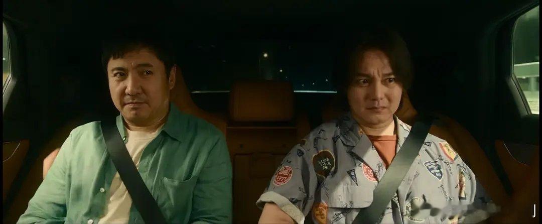 尹正不愧是跳过钢管舞的男人尹正这身段和表现力真的惊艳到我了，不愧是跳过钢管舞的男