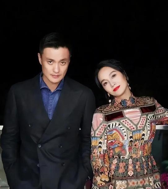 朱丹曾当面问过周一围：“如果我提离婚，你会挽留吗？”周一围连表情都没变，直接应声