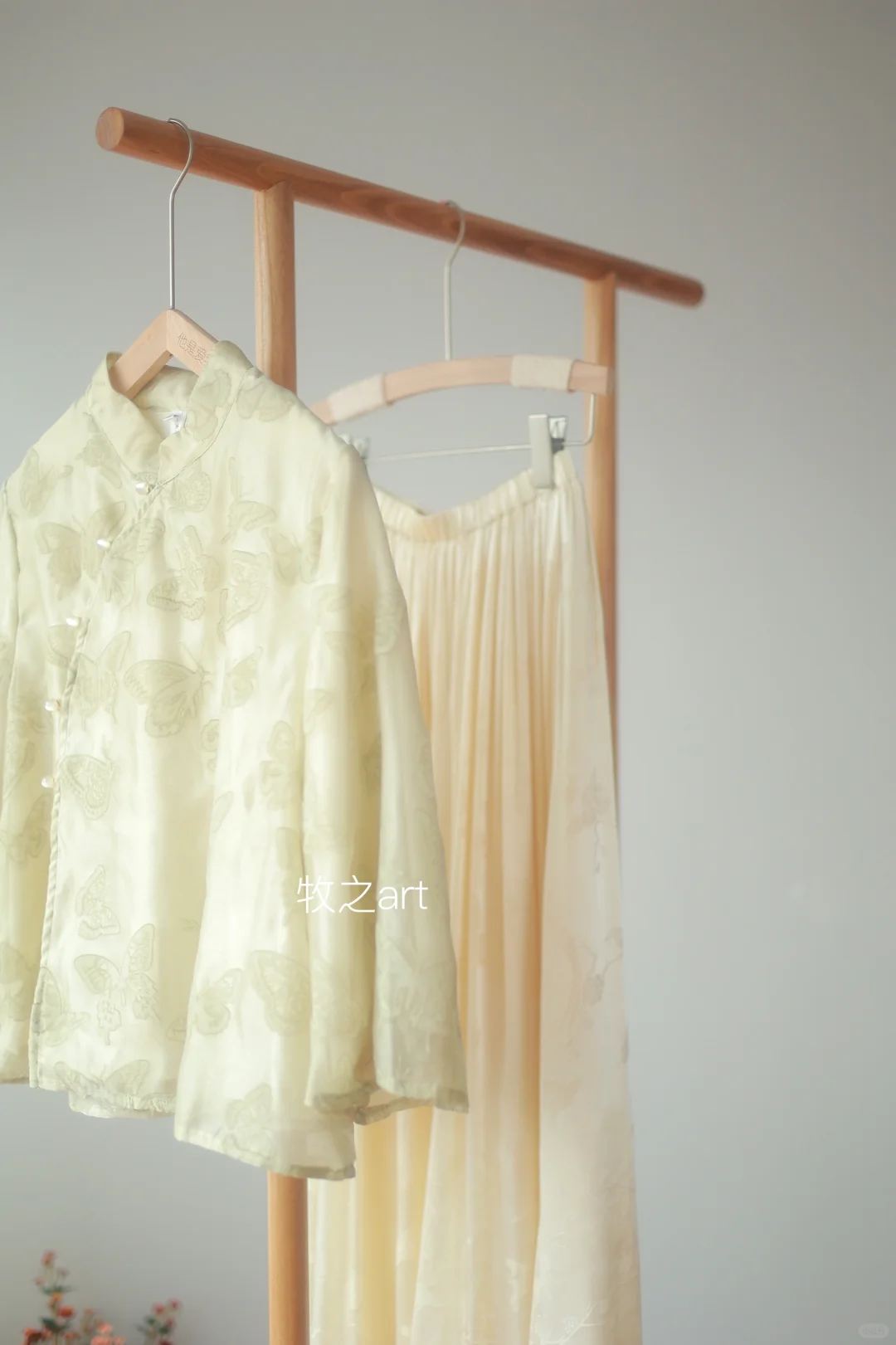 玉蝴蝶提花｜新中式提花上衣 绝美～