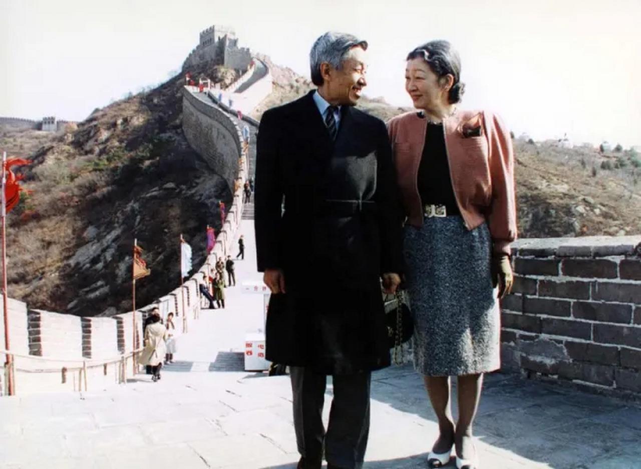 很难想象，一对连半句中文都不会说、满脑子都是担忧的日本夫妇，竟然敢在中国硬生生玩
