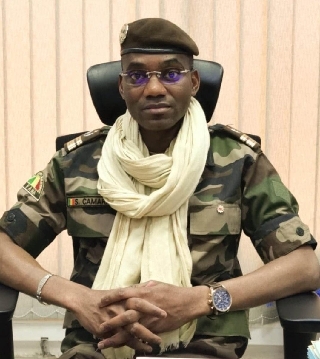 马里国防部长萨迪奥·卡马拉将军被杀。他在卡蒂的住所发生自杀式汽车炸弹袭击。全国范