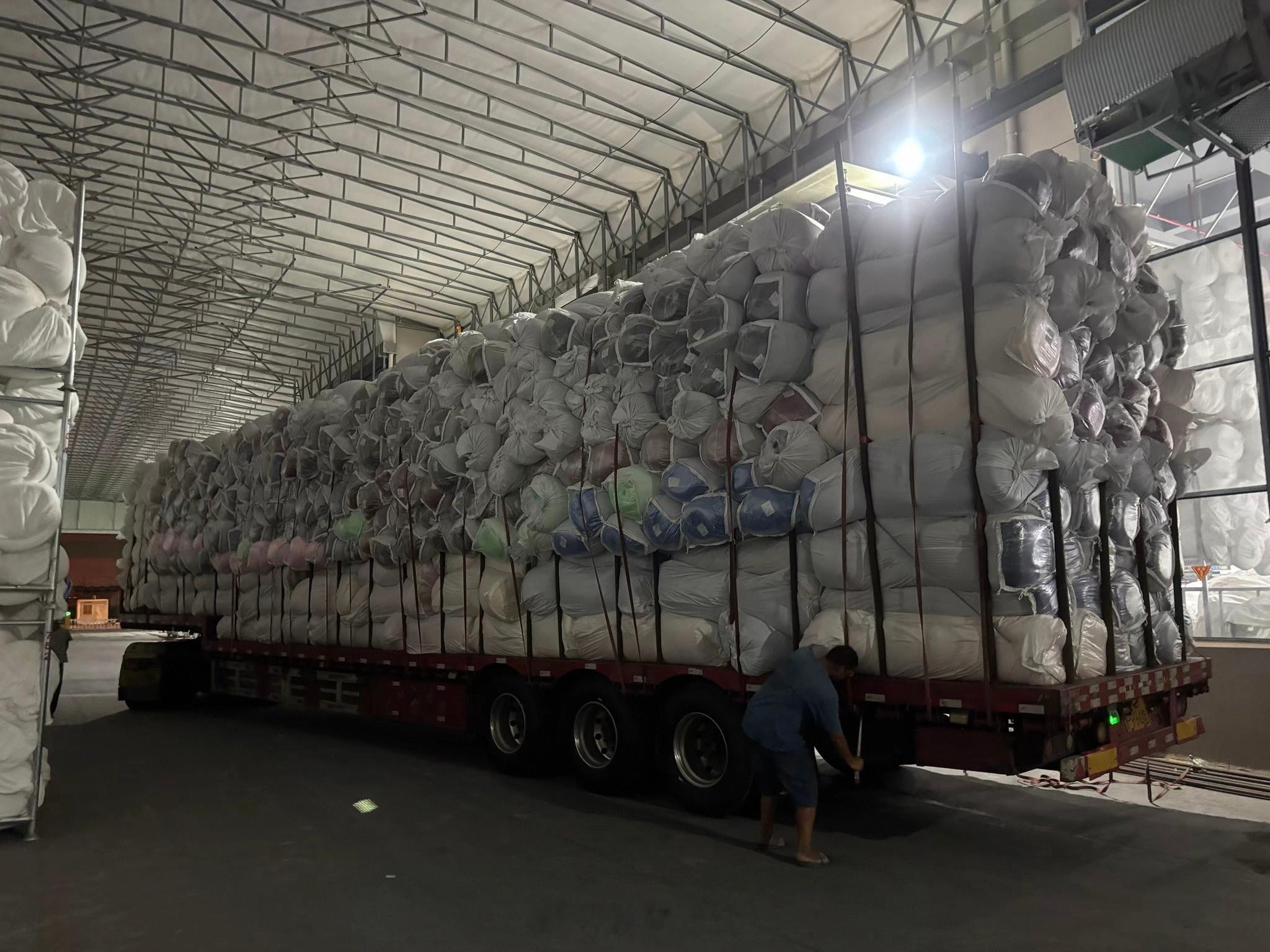 一张物流网跑出中国加速度 咱们的物流确实牛，前一天下单，第二天就能收到陕西的猕猴