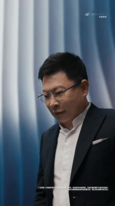 车内转场越来越卷了车内转场卷到车了本来以为卷妆造造型已经够离谱，没想到车内转场直