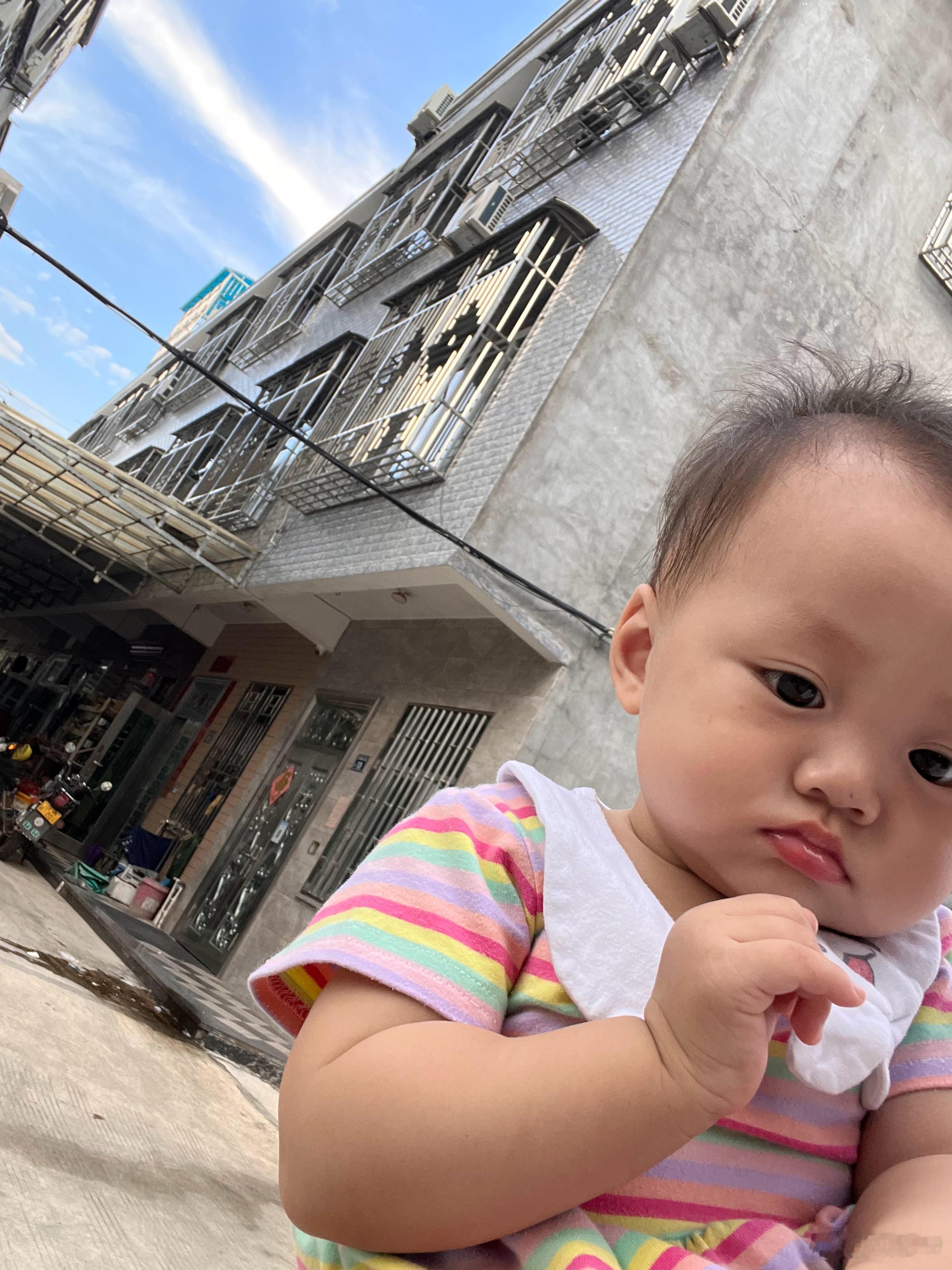 哈哈，小可爱上线啦！[爱你][爱你][爱你]  ​​​
