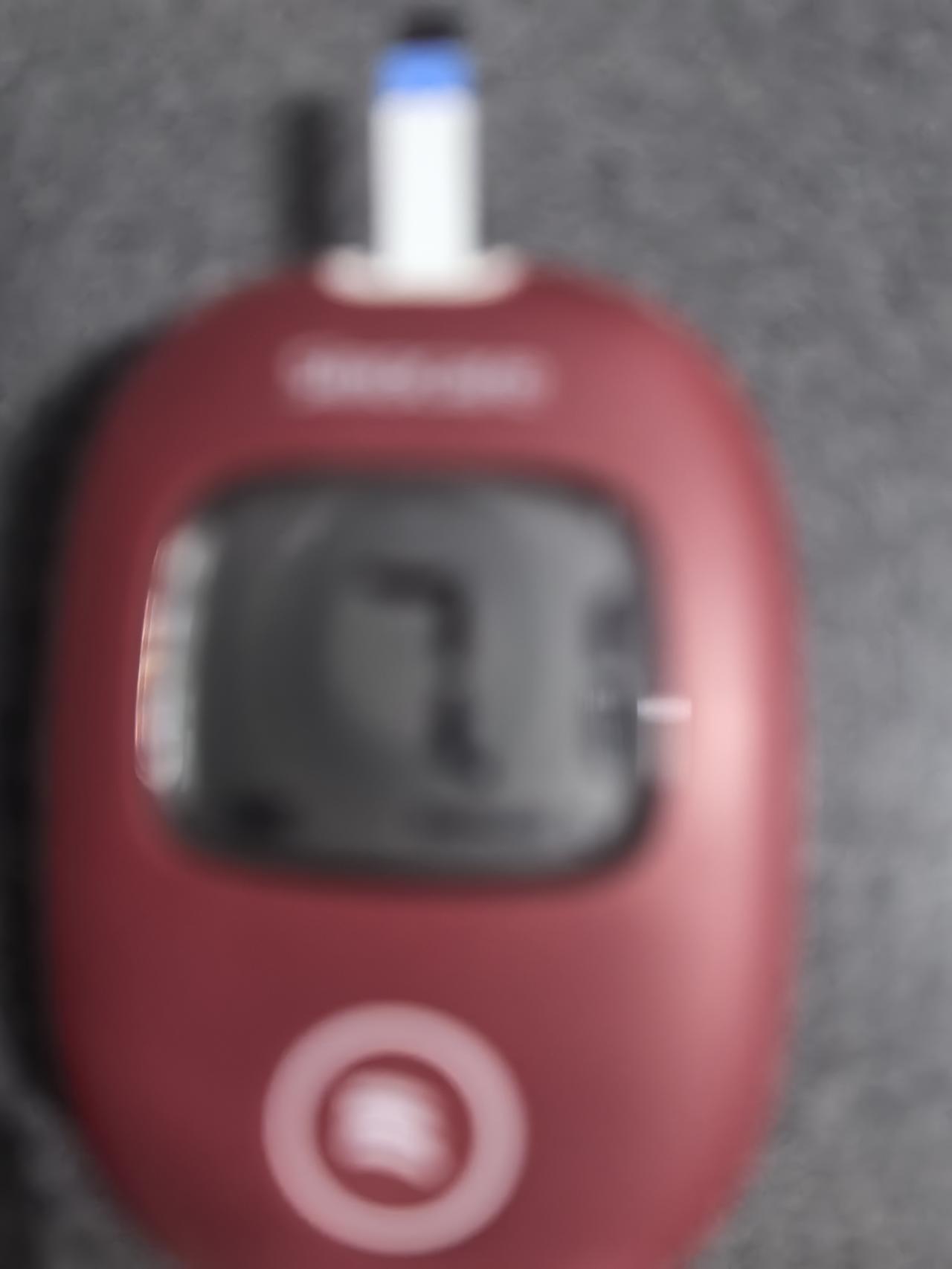 工作忙碌，领导和我说，注意说话态度和语气。有人要投诉我，被同事拦住了。

说句实